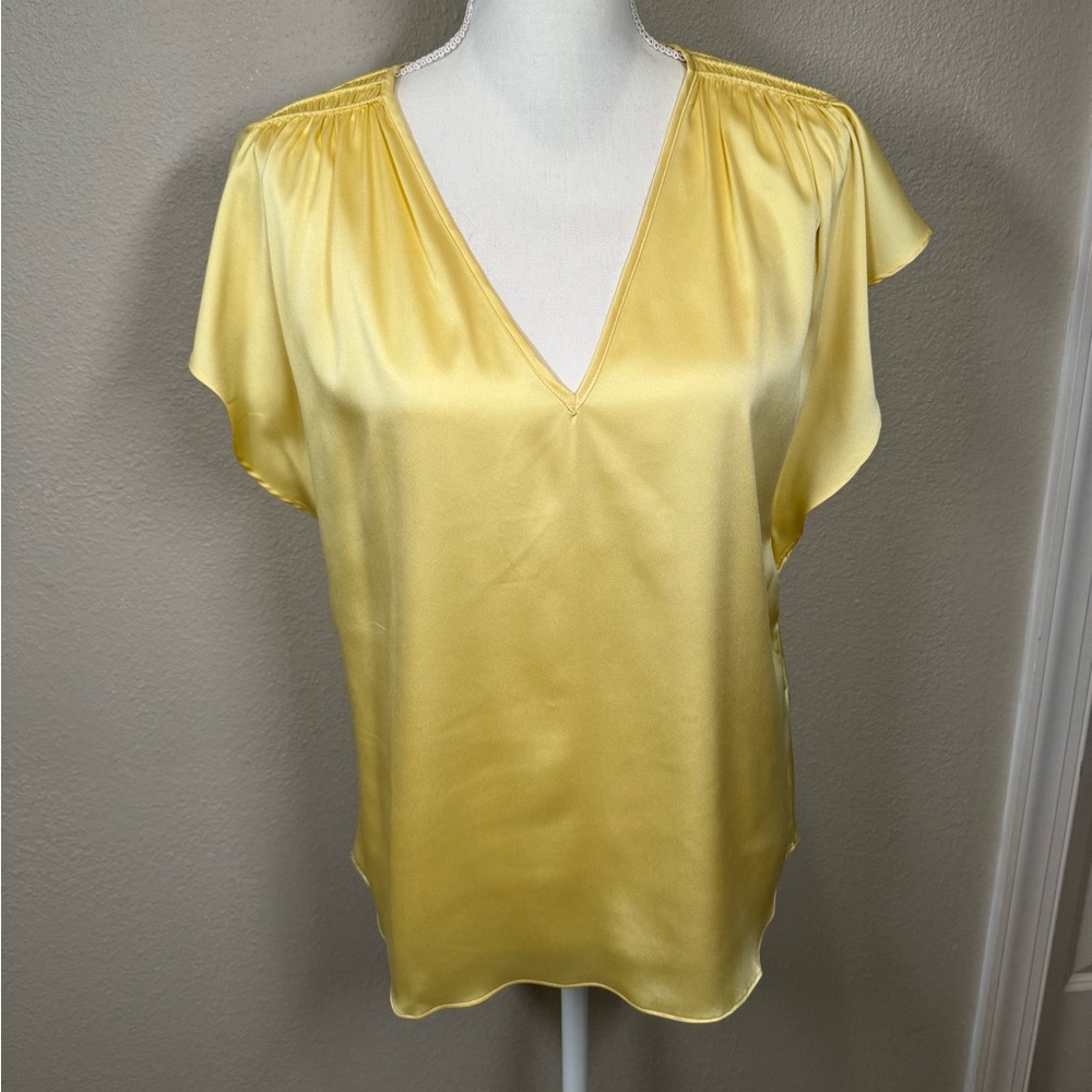 Yellow blouse - Picture 2 of 2
